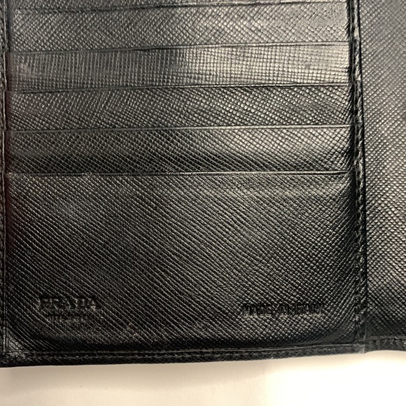 Prada Wallet - Picture 11 of 13
